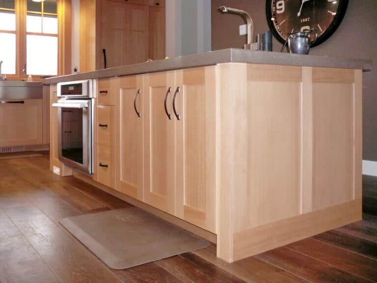 Bespoke cabinetry and joinery handcrafted by Danmon